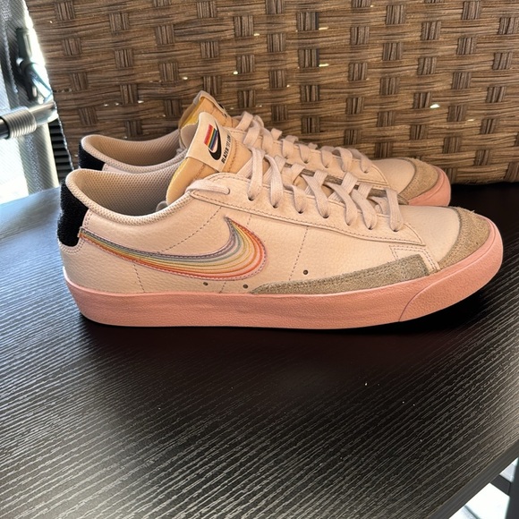 Nike Blazer Low '77 Vintage 'Be True' Multicolor Mens Size 10.5 DD3034 100 - Picture 3 of 10